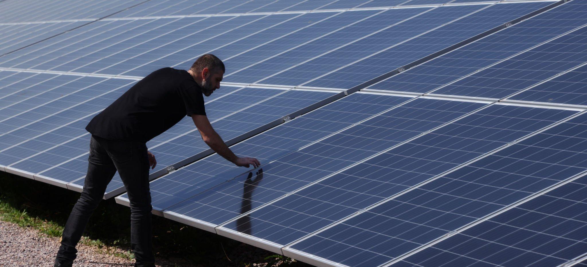 Panneaux photovoltaïques critères fournisseur